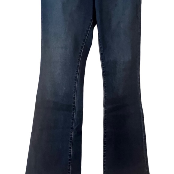 WONDERLY FLARE LEG, WAIST TIE JEANS- SIZE 30” WAIST AND 32” LENGTH! Sexy cute! - Picture 9 of 13